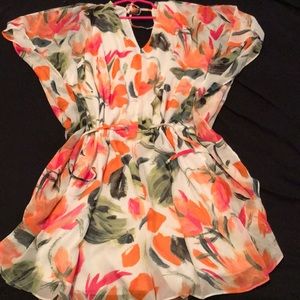 Dress / romper worn it once.